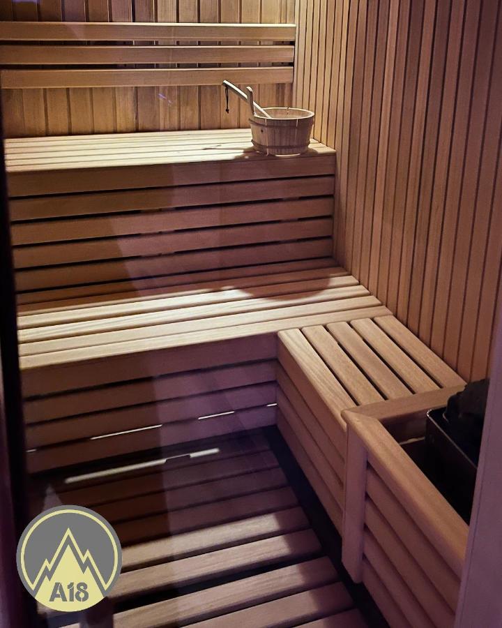 קופאוניק Lux Apartman A18 & Spa Centar מראה חיצוני תמונה